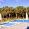 Villa El Palmeral Casa con piscina en Petra