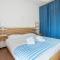 Deiva Marina Sea View Flat with Garage
