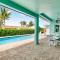 Stunning 3-Bedroom Beach Oasis with Private Pool and Luxurious Amenities - جزيرة ماركو