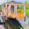 Houseboat young wild Rose - سريناغار