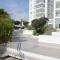 Beach front luxury apartment - managed building
