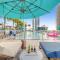 Wrap Around Balcony - 2Br - Amazing Views - Pools - هوليوود