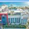 Perfect Relax-Rooftop Pool & Hot Tub - Up to 6 - Hollywood