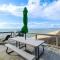 Eastham Beach House with Bay Views and Beach Access! - Eastham