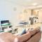 T5 1-10Pax Trefoil Setia Alam 2Room 5Bed WiFi SCCC