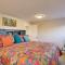 Charming Tacoma Apartment with Deck and Skyline Views!