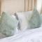 Spacious Balcony, 1BR, Pool, Full Kitchen at JVC - Dubaj