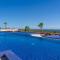 Wonderful 2BR Condo with Ocean and Arch Views