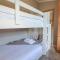 4 Meadow Retreat