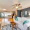 Riverfront Colonial Beach Home with Private Beach! - 科洛尼尔比奇