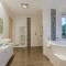 Tranquility with views of the coast - Gold Coast