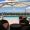 Renovated 21st Floor Private Unit located in Coconut Grove Hotel - ميامي