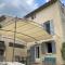 Domaine de Piedmoure, gîte Parme 2 chambres, piscine, terrasse privée - 萨路特德沃克吕兹