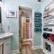 Dog-Friendly Beach Apt with Yard Near Pier and Parks - 杰克逊维尔海滩