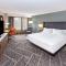 DoubleTree by Hilton Tulsa at Warren Place - Tulsa