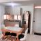 Hermoso Apartamento en Condominio con Gym y Pisicina de Adultos y Niños