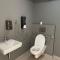 Durban uMhlanga, free parking, Fast Wifi, 5 min walk to gateway, 5 min drive to ocean mall with pool - Дурбан