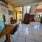 Screaming Gecko Hostel