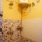 Malti Home stay 5 minute walking distance fromAyodhya DhamRailway Station