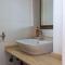 Arsenal 31 by Seaward Suites