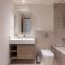 Cozy 1BR in Creek Edge Stunning Bay View Swimming Pool - Dubaj