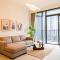 Cozy 1BR in Creek Edge Stunning Bay View Swimming Pool - Dubaj