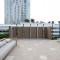 Cozy 1BR in Creek Edge Stunning Bay View Swimming Pool - Dubaj