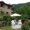 Gemütliches Ferienhaus in Camaiore mit Garten, Terrasse und Grill