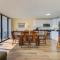 1110 Lake Lure By The Sea by Atlantic Towers - 卡罗来纳比奇