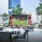 Exclusive 1BR Apt with Burj Khalifa Views - Dubaj