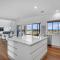 Sunset Retreat at Birkdale - 44 Birkdale Street