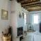 Waveside Sanctuary - Luxurious Seastone Villa