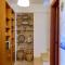 Waveside Sanctuary - Luxurious Seastone Villa