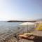 Waveside Sanctuary - Luxurious Seastone Villa