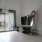 Beautiful villa five minutes from Coral Bay beach!