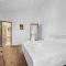 Gorgeous Home In Cabrunici With Wifi