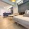 SpaceOne "DownTown Glam" by #GimiSpace Rentals - Salonicco