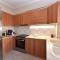Azure Apartment by Booking Kottas - Неа-Муданія