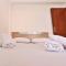 Azure Apartment by Booking Kottas - Неа-Муданія