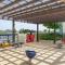 Spacious 1 bed in La Mer - 1 min to the beach