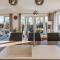 St Helens - Lodge - sleeps 4 - Pets Allowed - Pool
