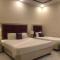 Dove Inn Hotel - Lahore