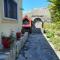 Marias garden house