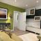 Sleek Oasis in the Heart of Gibraltar - Sleeps 6 - جبل طارق