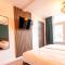 Hotel Bom