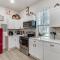 Stylish Home about 2 Mi to Jackson State and Belhaven!