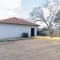 Stylish Home about 2 Mi to Jackson State and Belhaven!