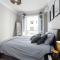 Ultra Central Large 2 Bdr near Massena Square