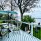 Cozy Waterfront Cottage in Victoria Harbour - Victoria Harbour