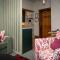 Watermouth Castle, Bassett Apartment